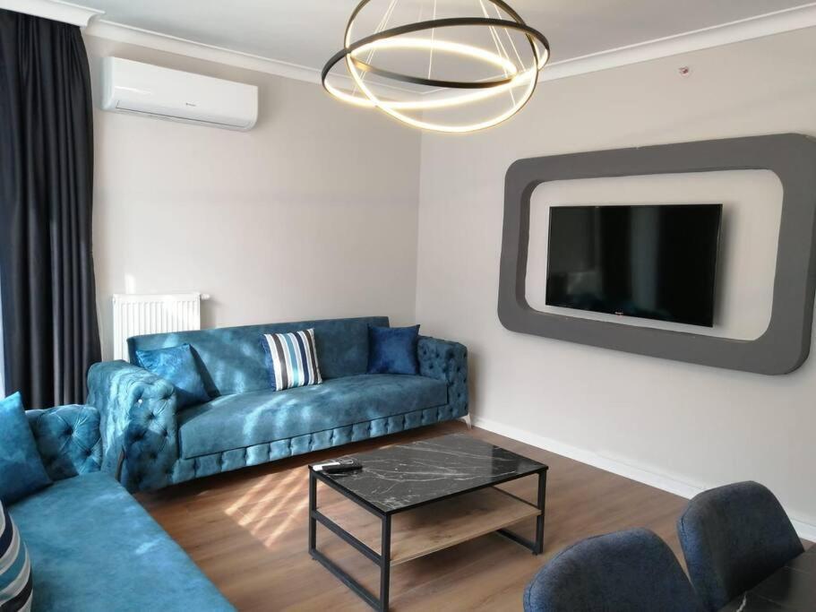 איסטמבול Sisli Apartment, 2 Bedrooms, 250 M Metro, New Modern Residence מראה חיצוני תמונה