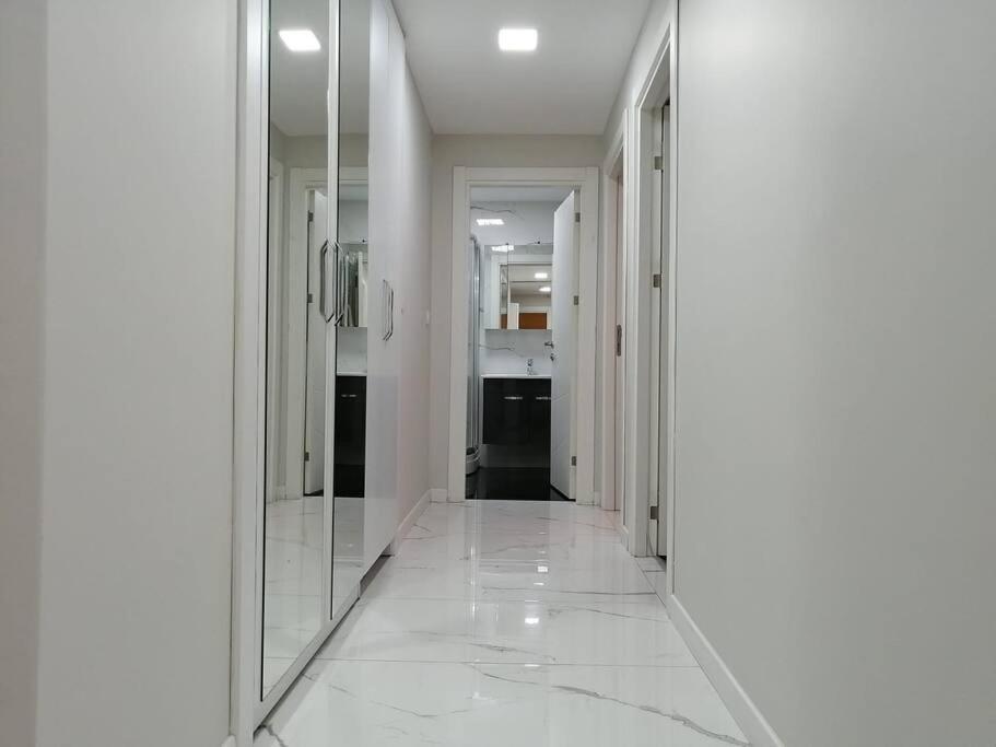 איסטמבול Sisli Apartment, 2 Bedrooms, 250 M Metro, New Modern Residence מראה חיצוני תמונה