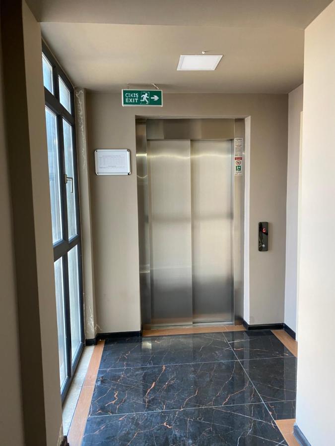 איסטמבול Sisli Apartment, 2 Bedrooms, 250 M Metro, New Modern Residence מראה חיצוני תמונה